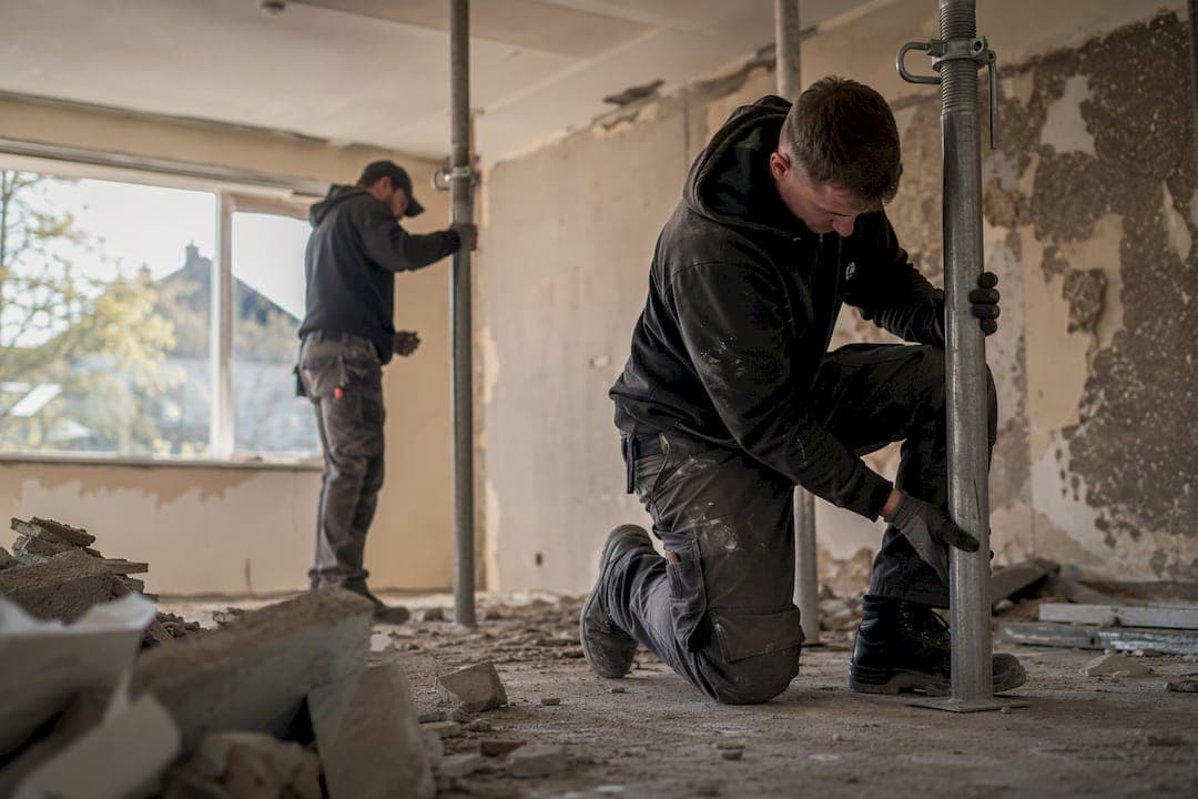 Dragende muur stutten: veilig werken zonder risico's
